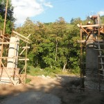 The front archway pillars being built into construction.